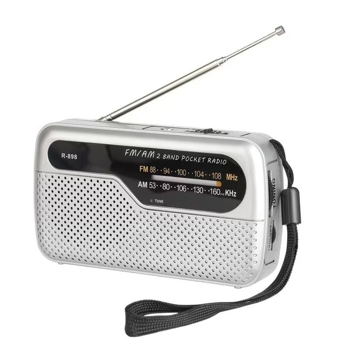 Classic Portable Am/fm Radio R-898