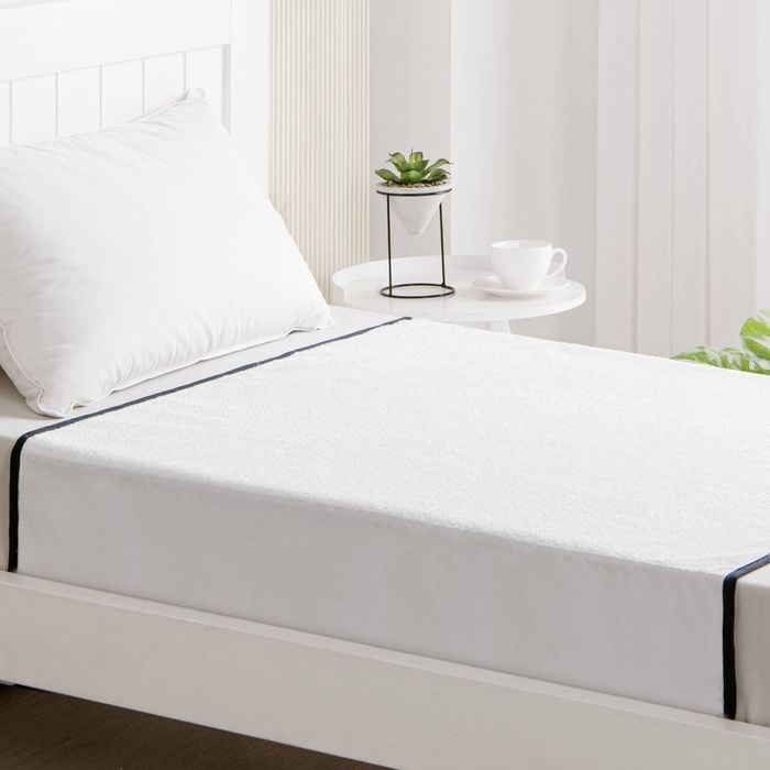 Dreamaker Waterproof Sheet Protector 95x95cm