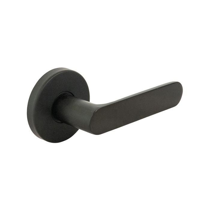 Ikonic Oslo Matte Black Passage Lever Set - Passage Matte Black
