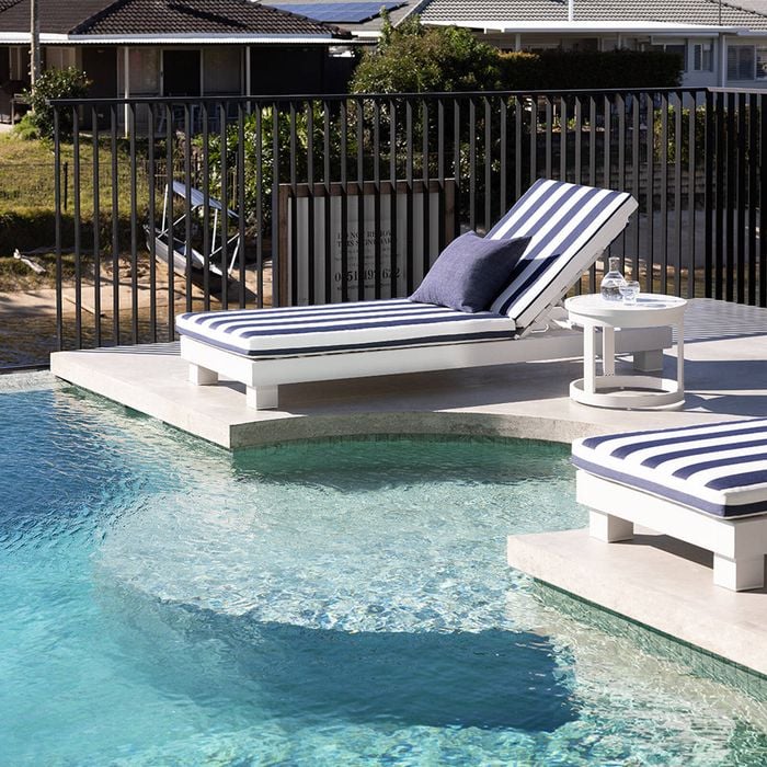 Bunnings pool loungers discount