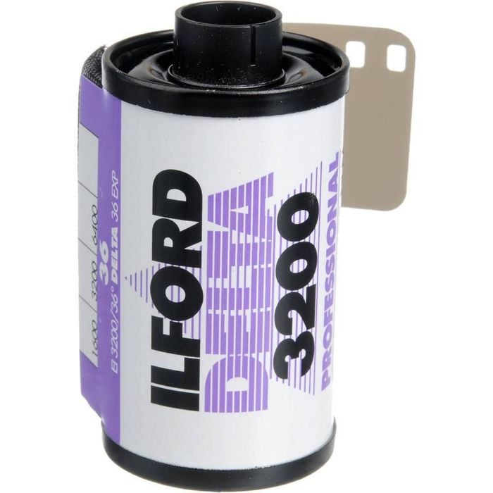 DP3200 Delta 3200iso 135-36exp Black & White Film