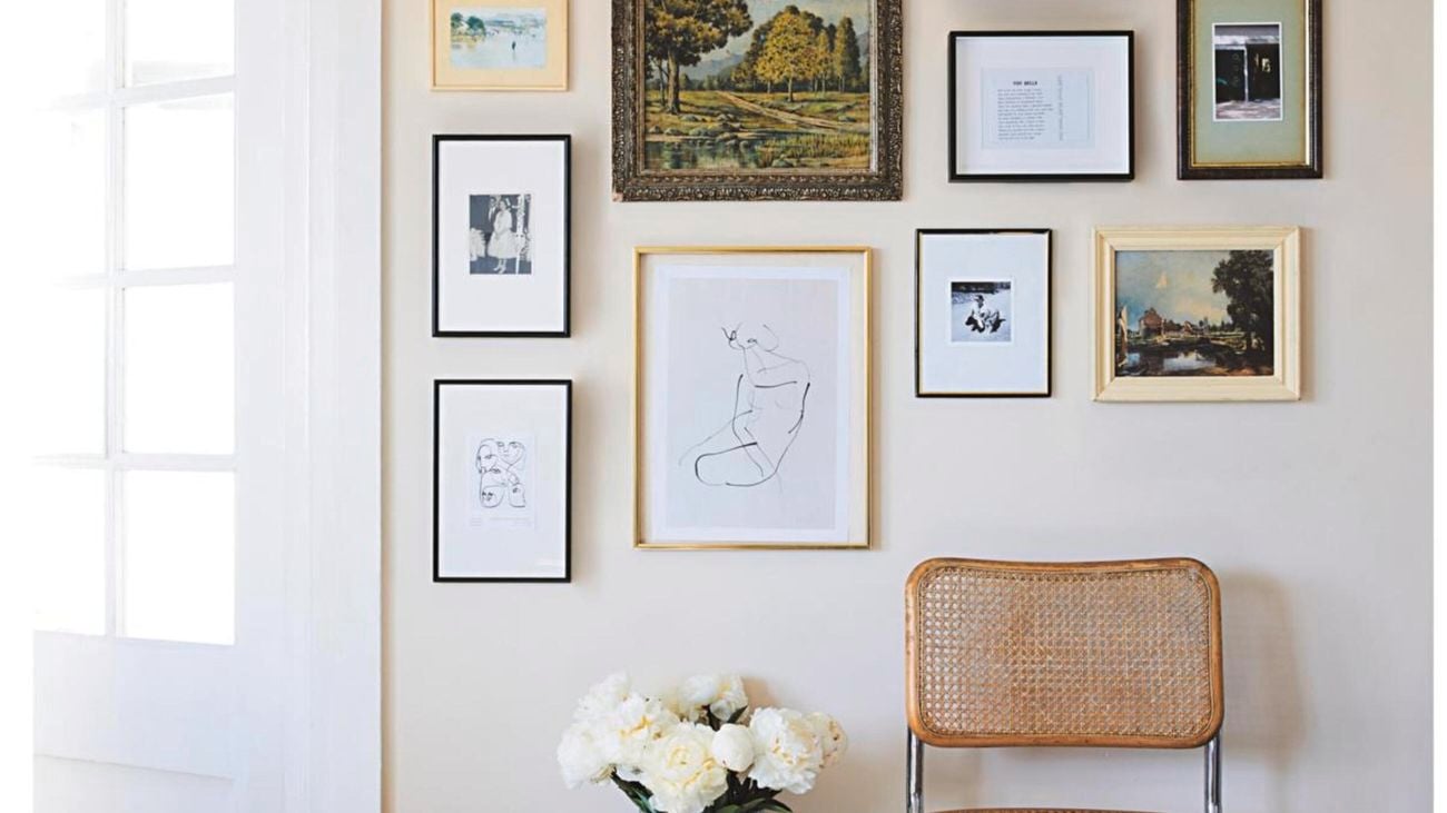 DIY - Header - The best way to hang pictures on a wall