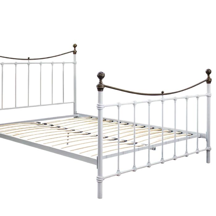 Victorian High Metal Bed Frame � King