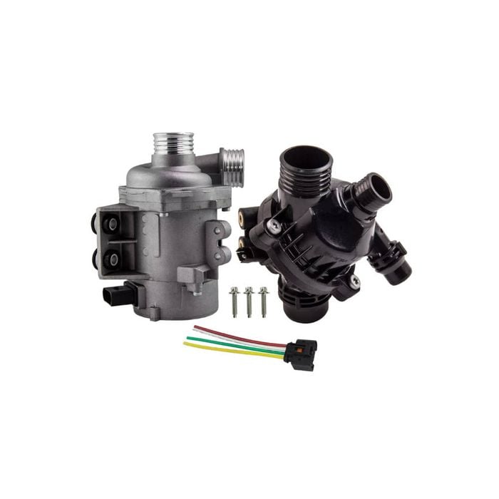 Water Pump Thermostat Housing Assembly For BMW 528xi 2008