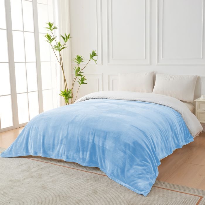 LINENOVA Flannel Fleece Blanket Comfort Soft Queen Size Bed Blanket-Blue