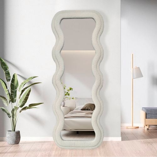 Best World 160 m x 60cm White Modern Wavy Teddy Velvet Mirror